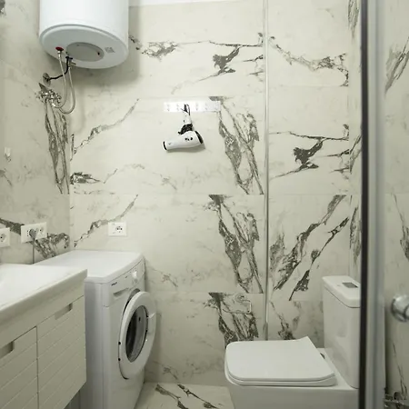 Sea View-sunlit Coast *