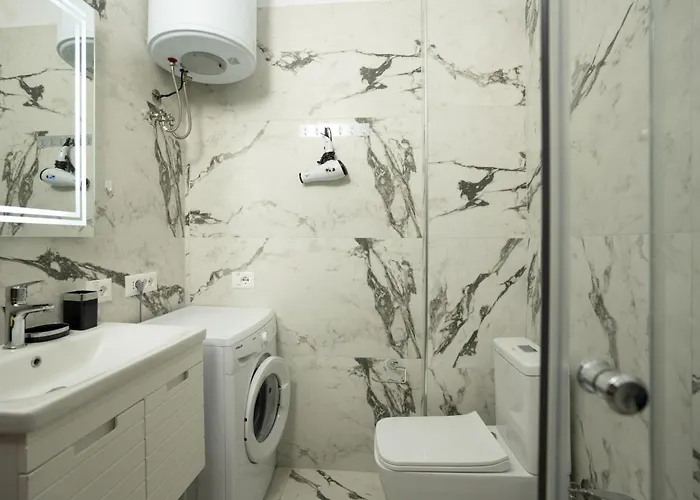 Sea View-sunlit Coast *