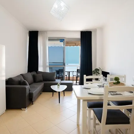 Sea View-sunlit Coast Apartment *