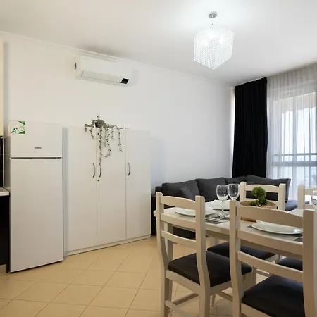 Sea View-sunlit Coast * Durrës